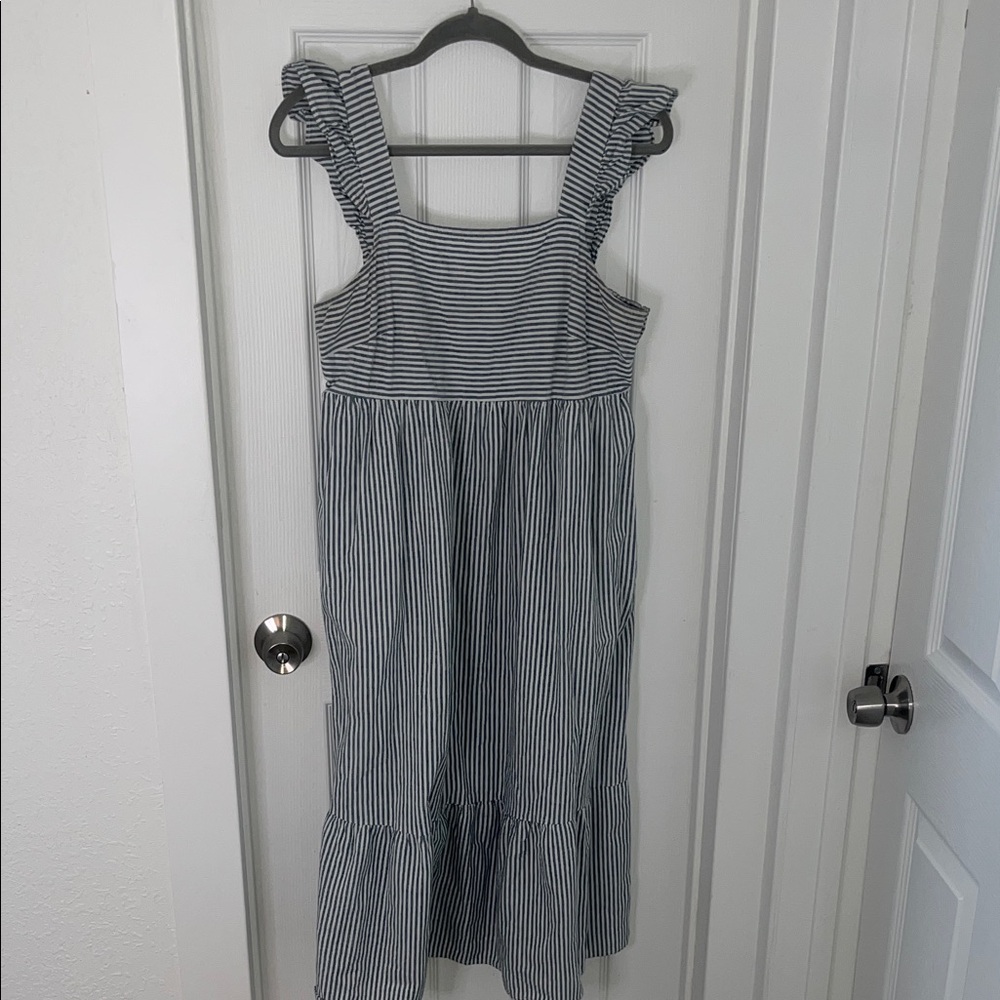 Universal Thread Navy and White Striped Dress